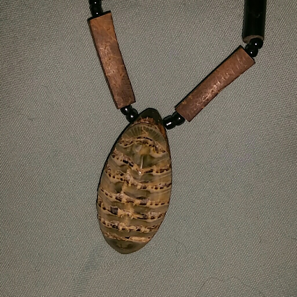 Coconut necklace